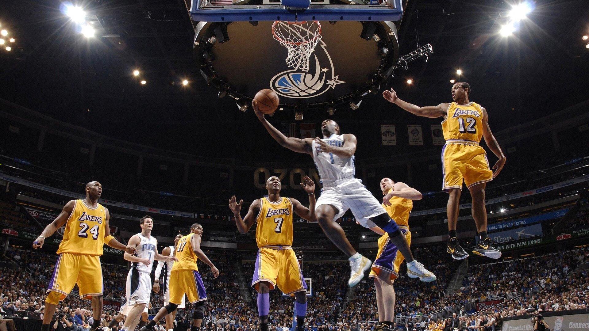 NBA季后赛激战正酣 新生代球星闪耀赛场