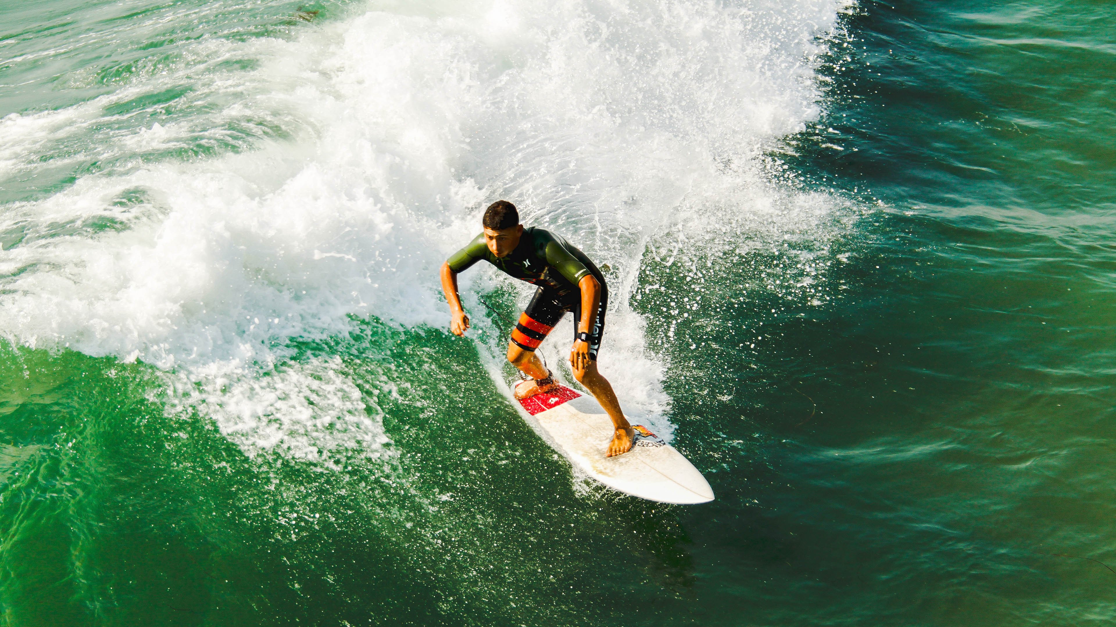 体育明星携手公益组织 助力贫困地区儿童体育梦想