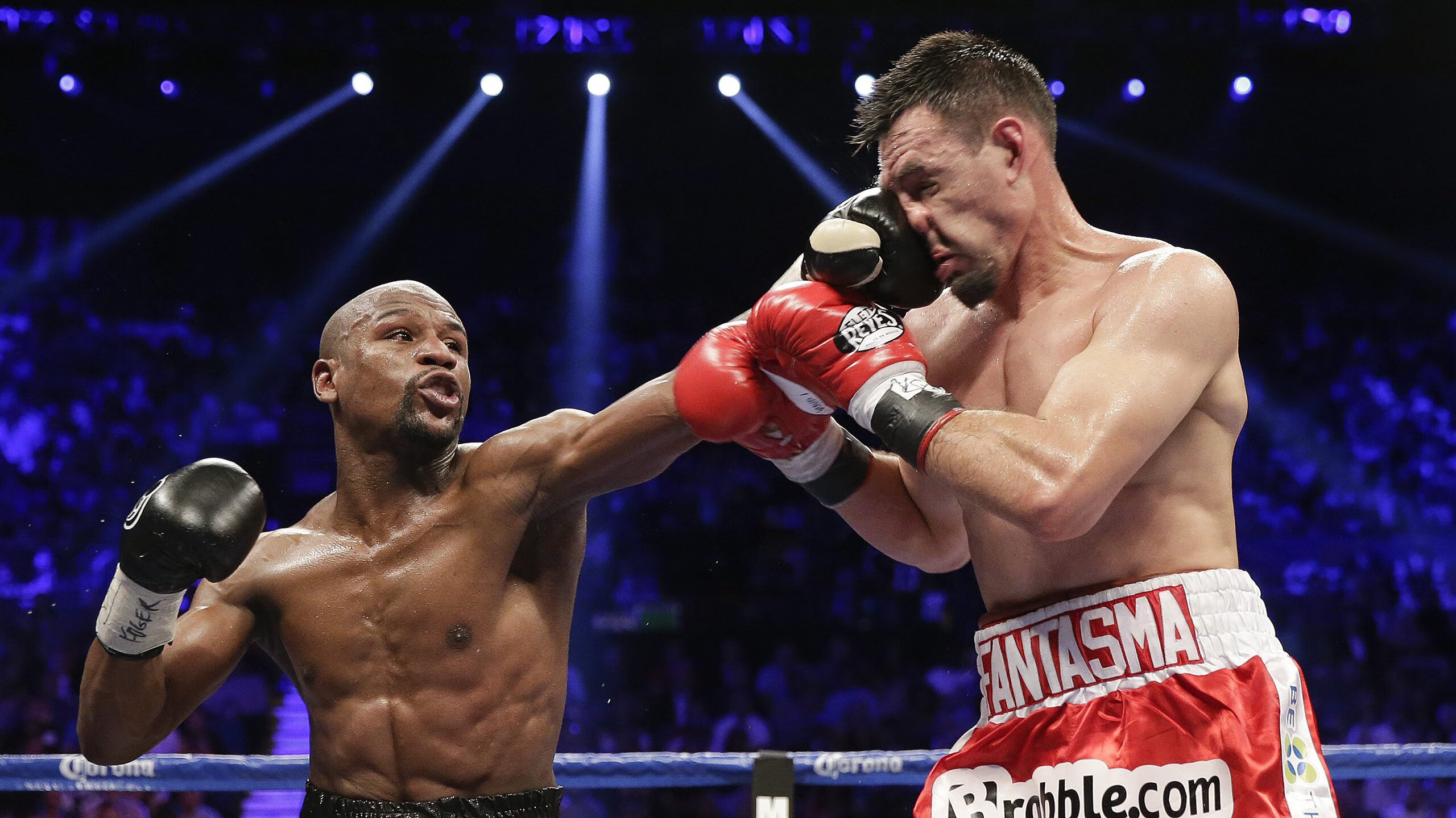 法国名将拉维勒涅刷新撑杆跳赛季最佳 巴黎奥运备战渐入佳境