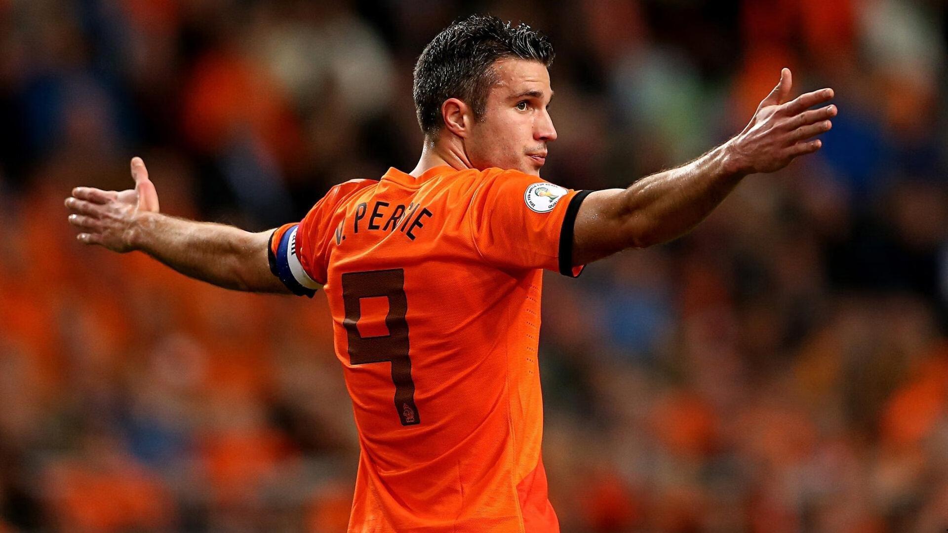 赫尔城补时绝杀引骚乱，客场挑衅行为致英冠赛场爆发激烈冲突